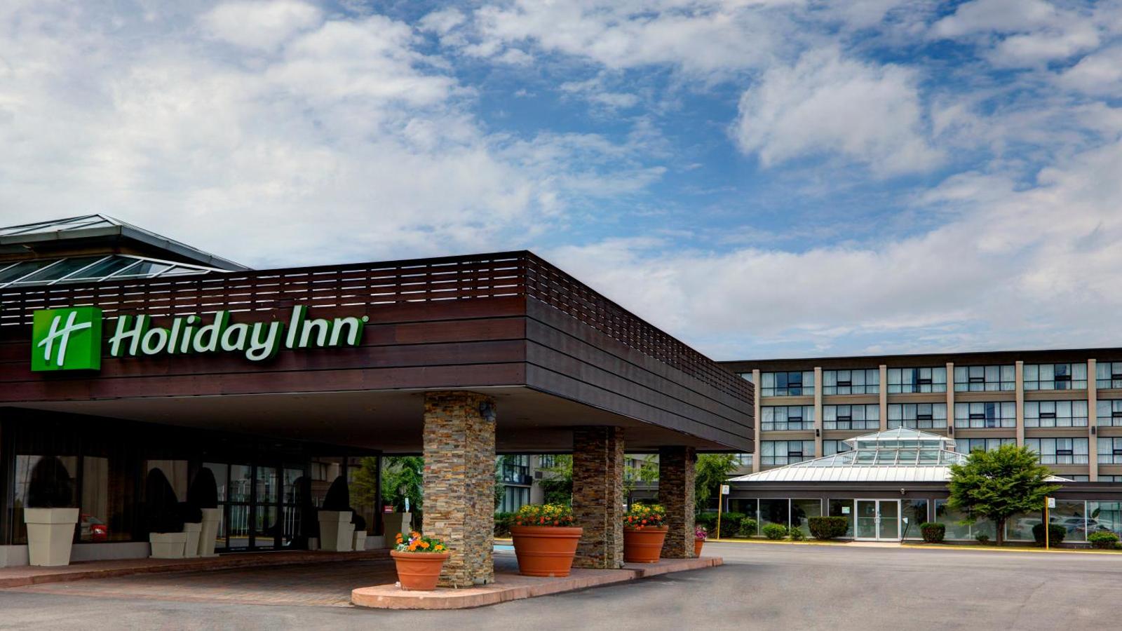 Holiday Inn Toronto Airport East